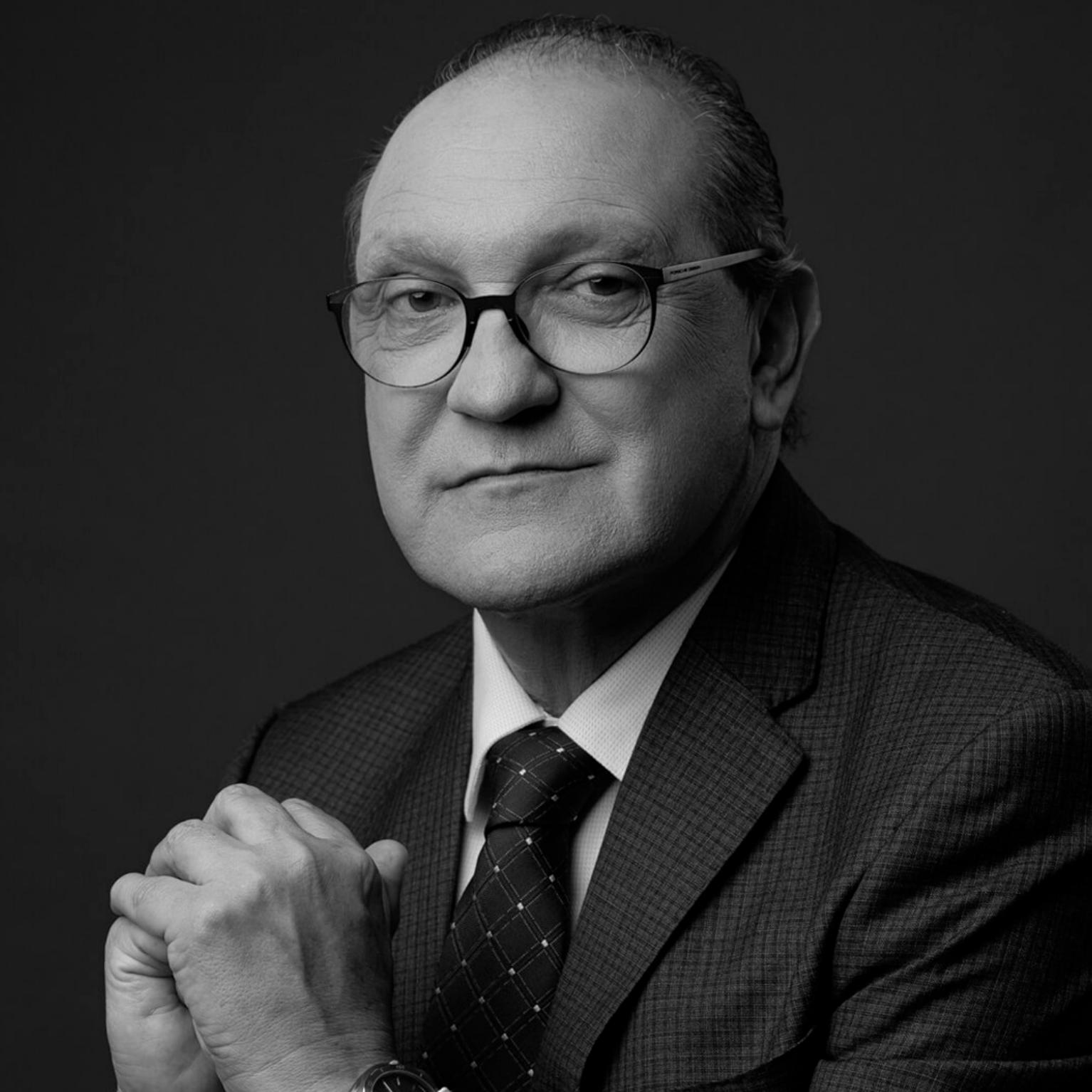 Dr. Luís Rocha - Mattos Rocha Advogados